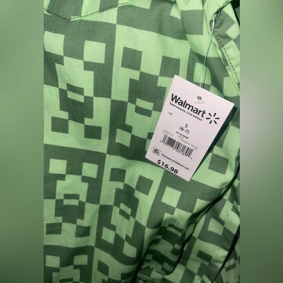 Minecraft Boys All Over Print Short Sleeve Button-Up Shirt - Picture 4 of 4
